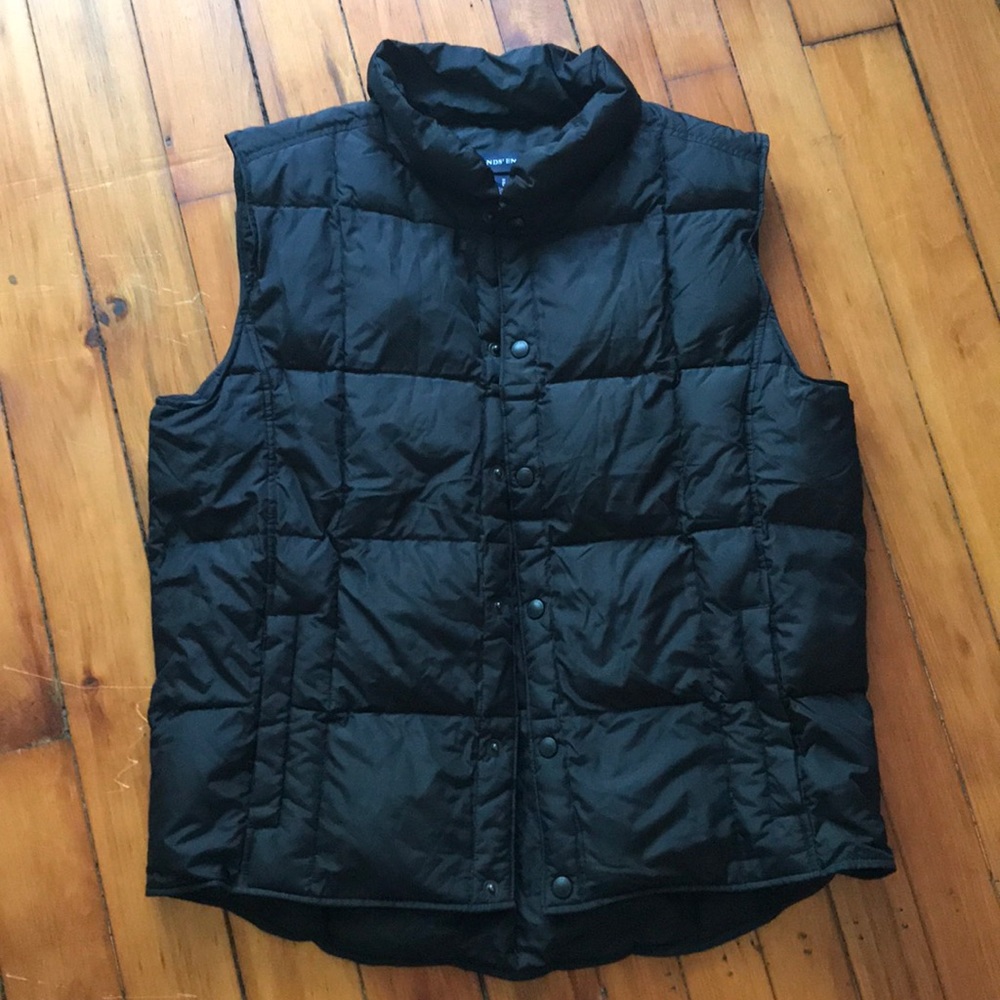 NWOT Lands’ End black down vest
